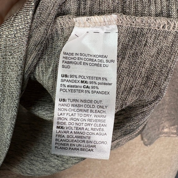 CHICO'S Cowl Neck Top Women's Medium Size 1 Metallic Shimmer Holiday Glam - Picture 6 of 9